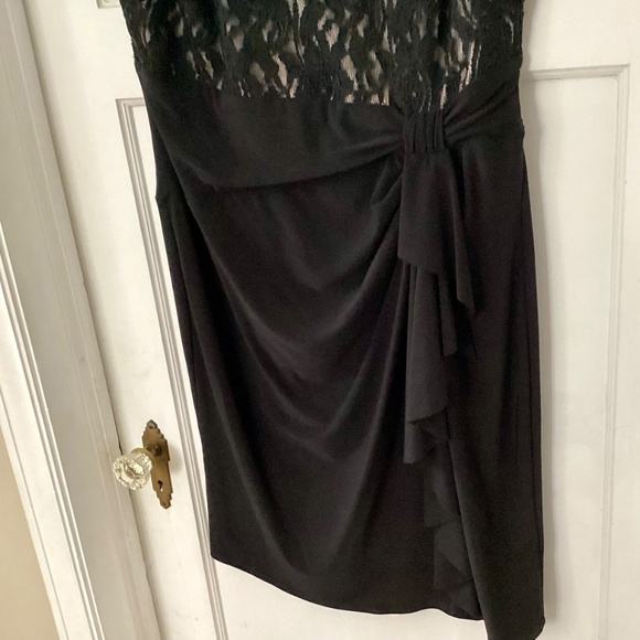 CHAPS Black party cocktail dress XL stretch sheath lace overlay Nude side Ruffle - Picture 4 of 12